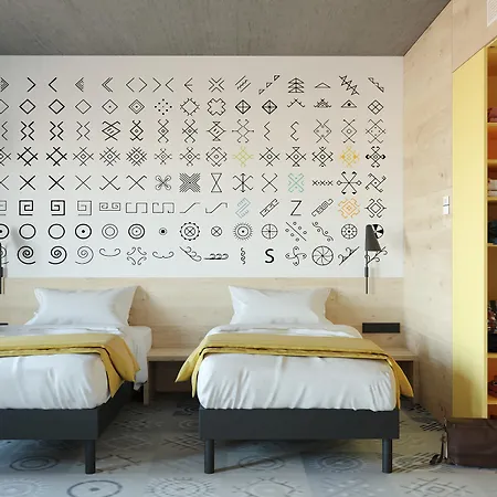 Ibis Styles Center 3*