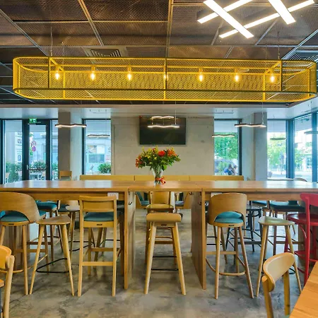 Ibis Styles Center فندق بوخارست
