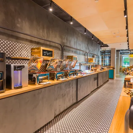 Ibis Styles Center 부쿠레슈티