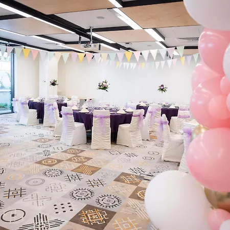 Ibis Styles Center 호텔 3*