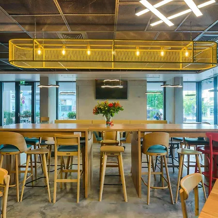 Ibis Styles Center