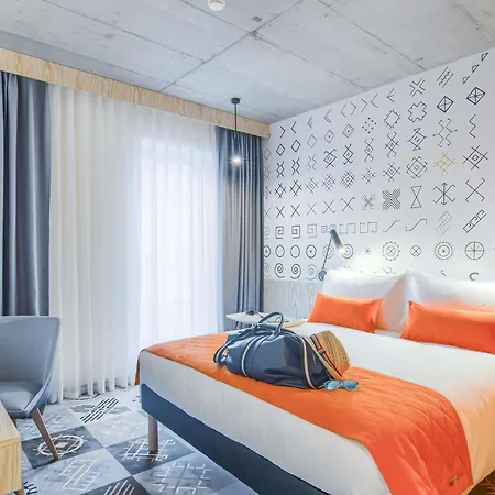 Hotel Ibis Styles Center 3*