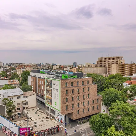 Ibis Styles Center 3*