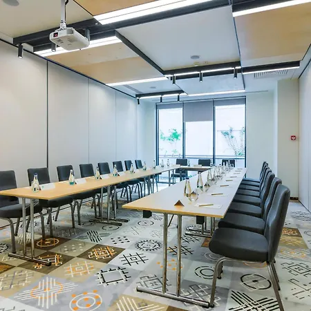 Ibis Styles Center Hotell