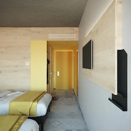Ibis Styles Center 3* بوخارست