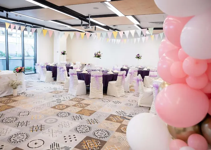 Ibis Styles Center Готель 3*