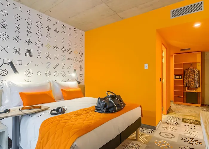 Ibis Styles Center
