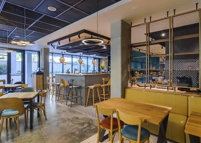 호텔 Ibis Styles Center 3*