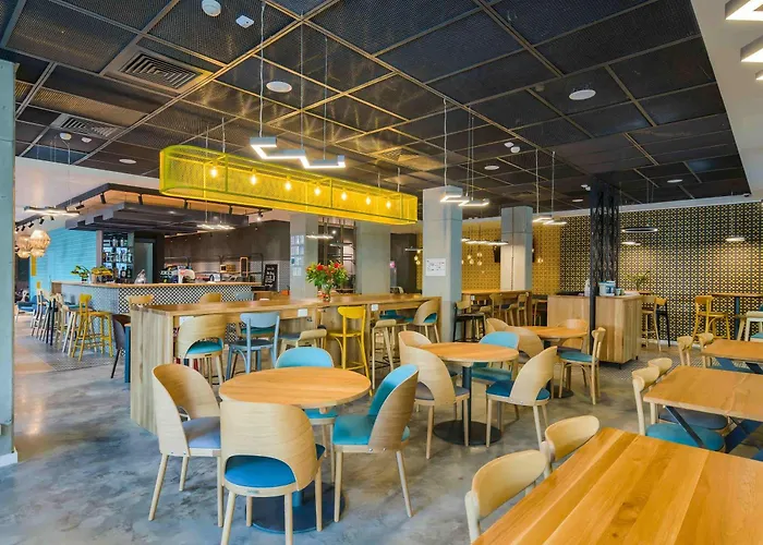 Ibis Styles Center