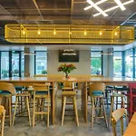 Ibis Styles Center
