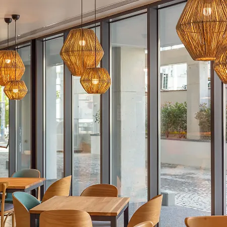 Ibis Styles Center 3* Bükreş