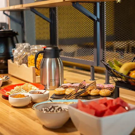 Ibis Styles Center 3*