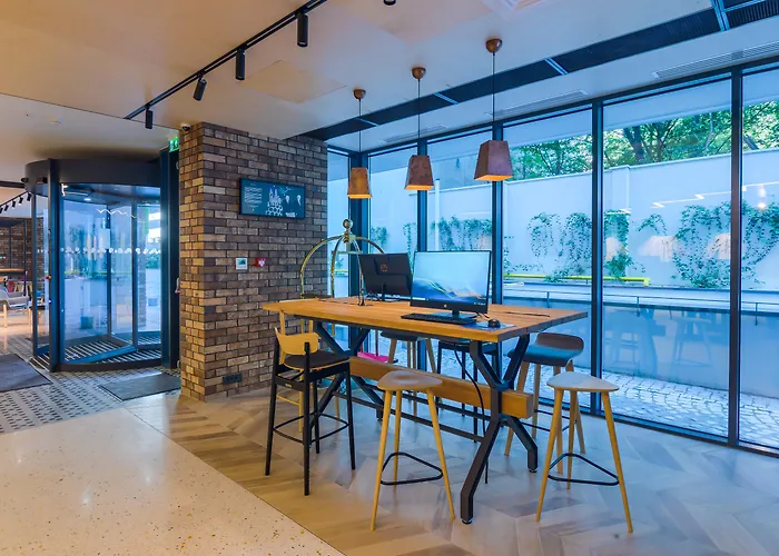Ibis Styles Center