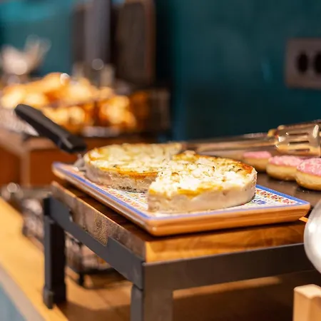 Ibis Styles Center 3*